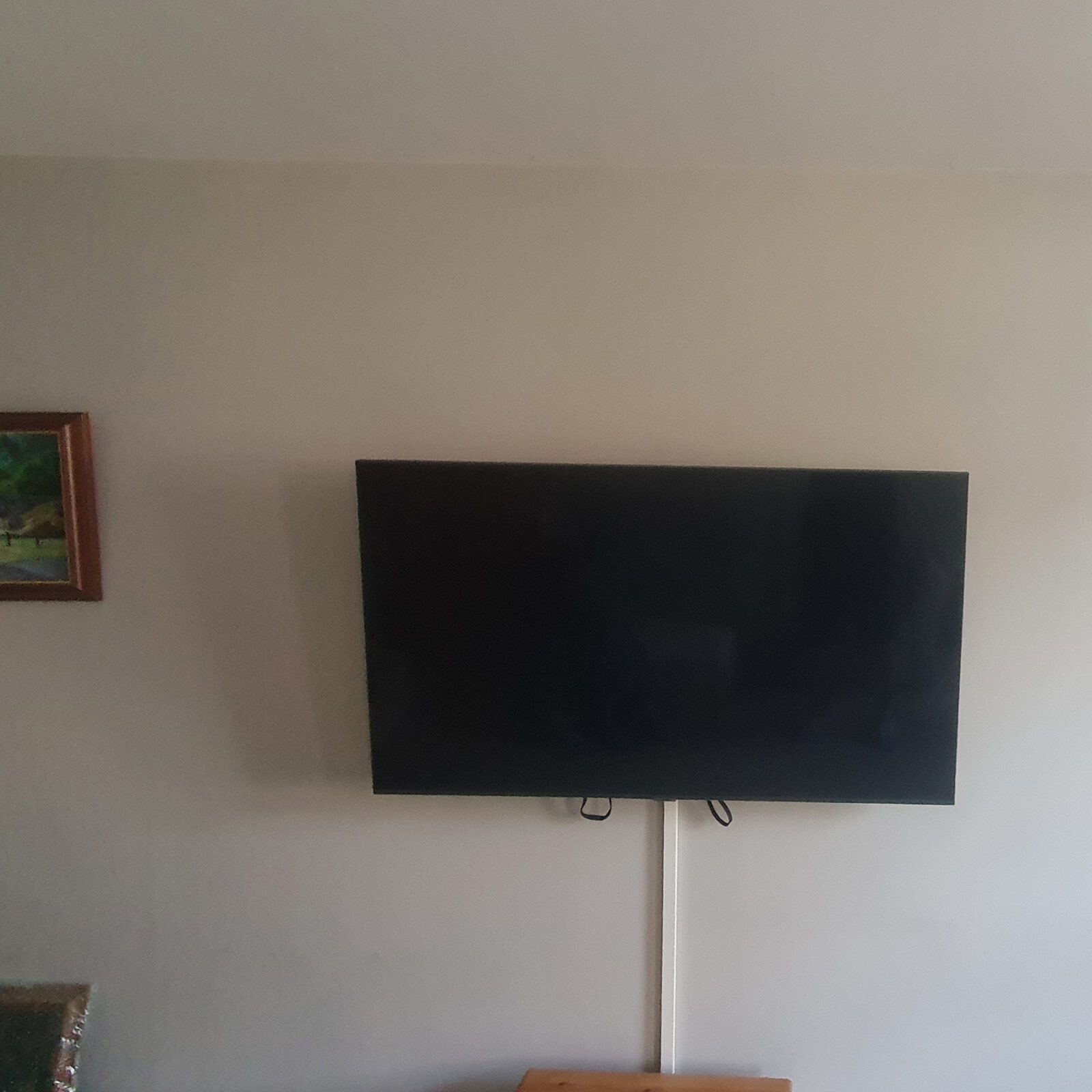 television hanging service